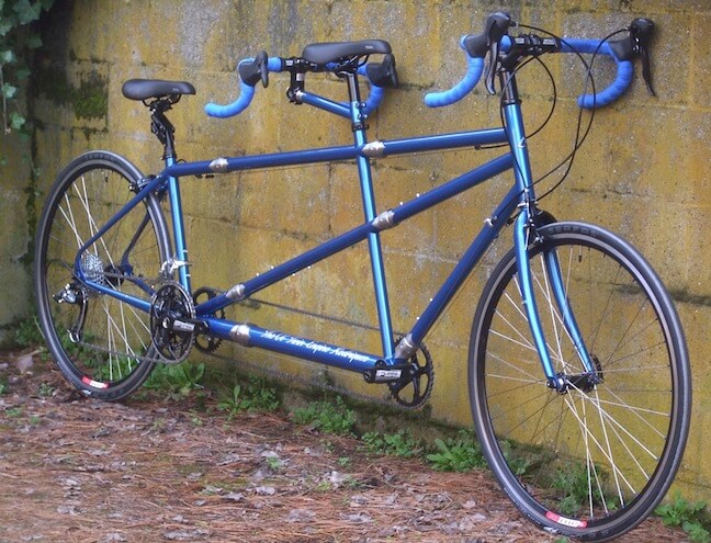 Blue Rodriguez sport tandem with 700c wheels and S&S Couplings